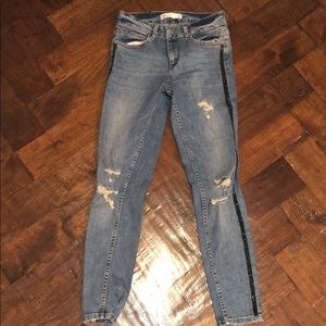 Zara jeans